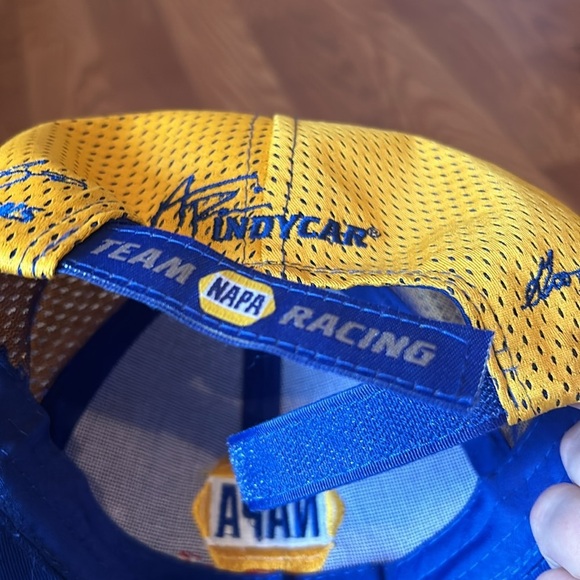 NASCAR Racing Hat Team NAPA Chase Elliott Team signatures - Picture 7 of 7